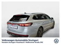 Gebraucht VW Passat R-line 193 PS (141 kW) 2026 Oyster silver metallic Kombi