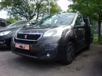 Gebraucht Peugeot TePee Active 99 PS (72 kW) 2016 Moka/metallic Van / Kleinbus