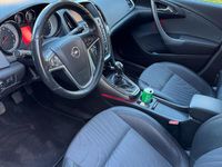 Gebraucht Opel Astra 170 PS (125 kW) 2013 Grau Kombi