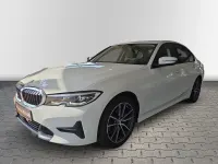Gebraucht BMW 320 Sport Line 184 PS (135 kW) 2020 Weiss Limousine