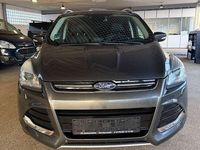 Gebraucht Ford Kuga Titanium 150 PS (110 kW) 2016 Grau SUV