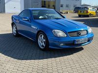Gebraucht Mercedes SLK230 197 PS (144 kW) 2002 Blau Cabrio