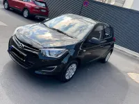 Gebraucht Hyundai i20 86 PS (63 kW) 2014 Schwarz Kleinwagen