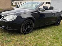 Używany VW Eos 140 KM (102 kW) 2007 Czarny Kabriolet