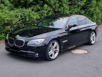Second-hand BMW 740 306 CP (225 kW) 2012 Negru Berlinǎ