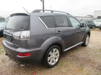 Gebraucht Mitsubishi Outlander 156 PS (114 kW) 2012 Grau SUV
