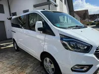 Gebraucht Ford Tourneo 150 PS (110 kW) 2023 Weiß Van / Kleinbus