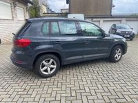 Gebraucht VW Tiguan 150 PS (110 kW) 2015 Grau SUV