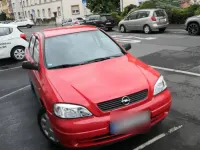 Gebraucht Opel Astra 75 PS (55 kW) 1998 Rot Limousine