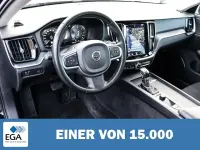 Gebraucht Volvo V60 150 PS (110 kW) 2019 Schwarz metallic Kombi