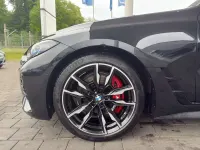 Gebraucht BMW 440 374 PS (275 kW) 2023 Black sapphire metallic Coupé
