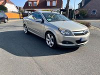 Gebraucht Opel Astra Cabriolet Edition 140 PS (102 kW) 2006 Silber Cabrio