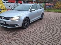 Gebraucht VW Jetta 163 PS (119 kW) 2014 Silber Limousine
