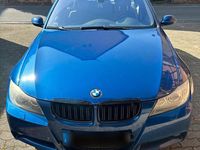 Gebraucht BMW 330 M Sport 258 PS (189 kW) 2006 Blau Limousine