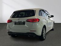 Gebraucht Mercedes B250 Progressive 224 PS (164 kW) 2019 Weiß Van / Kleinbus