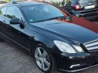 Gebraucht Mercedes E500 387 PS (284 kW) 2009 Schwarz Coupé