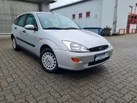 Używany Ford Focus 101 KM (74 kW) 2001 Srebrny Sedan/Limuzyna