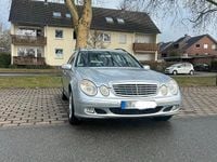 Gebraucht Mercedes E220 Elegance 150 PS (110 kW) 2005 Grau Kombi