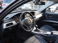 gebraucht BMW 320 i Touring Autom. Bi-Xenon Panoramad. Navi AHK