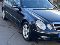 Gebraucht Mercedes E280 231 PS (169 kW) 2008 Schwarz Limousine