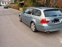 Gebraucht BMW 320 163 PS (119 kW) 2006 Blau Kombi