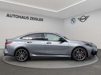 Gebraucht BMW 220 Performance 178 PS (130 kW) 2024 Skyscraper grau Coupé