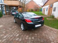 Gebraucht Opel Astra Cabriolet 105 PS (77 kW) 2007 Schwarz Cabrio