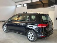 Gebraucht VW Touran 150 PS (110 kW) 2022 Schwarz Van / Kleinbus