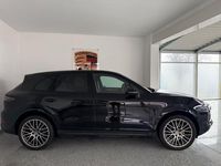 Gebraucht Porsche Cayenne Edition 340 PS (250 kW) 2023 Tiefschwarz SUV