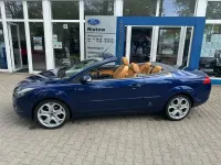 Używany Ford Focus Titanium 145 KM (106 kW) 2008 Niebieski Kabriolet