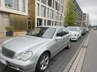 Gebraucht Mercedes C180 129 PS (94 kW) 2002 Silber Limousine