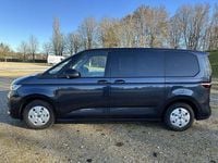 Gebraucht VW Multivan Life 150 PS (110 kW) 2024 Blau Van / Kleinbus