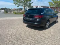Gebraucht Opel Astra Dynamic 136 PS (100 kW) 2016 Schwarz Kombi