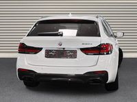 Gebraucht BMW 530e iPerformance 292 PS (214 kW) 2023 Alpinweiss iii Kombi