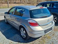 Gebraucht Opel Astra 125 PS (91 kW) 2006 Gold Limousine