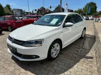 Gebraucht VW Jetta Life 105 PS (77 kW) 2013 Weiß Limousine