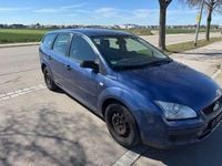 Używany Ford Focus Fun X 116 KM (85 kW) 2006 Sedan/Limuzyna
