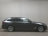 Gebraucht BMW 520 Performance 190 PS (139 kW) 2023 Grau Limousine