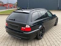 Gebraucht BMW 330 M Sport 204 PS (150 kW) 2001 Grün Kombi