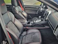 Gebraucht Porsche Cayenne GTS 441 PS (324 kW) 2017 Tiefschwarzmetallic SUV