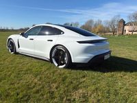 Gebraucht Porsche Taycan Performance Package 300 kW (408 PS) 2022 Weiß Limousine