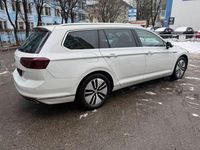 Gebraucht VW Passat GTE 218 PS (160 kW) 2020 Weiß Kombi