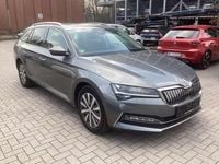 Gebraucht Skoda Superb Style 218 PS (160 kW) 2023 Graphitegrau metallic Kombi