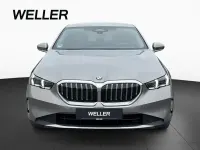 Gebraucht BMW 540 Comfort Edition 303 PS (222 kW) 2025 Oxidgrau (grau) Limousine