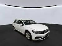 Gebraucht VW Passat Basis 150 PS (110 kW) 2021 Pure white Kombi