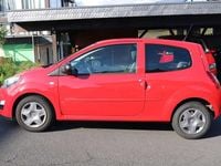 Second-hand Renault Twingo 75 CP (55 kW) 2012 Roșu Hatchback