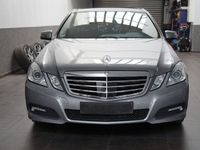 Gebraucht Mercedes E500 Avantgarde 387 PS (284 kW) 2009 Silber Limousine