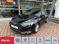 Second-hand Audi A3 Ambiente 150 CP (110 kW) 2024 Negru Berlinǎ