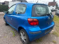 Gebraucht Toyota Yaris 64 PS (47 kW) 2003 Blau Kleinwagen