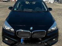 Gebraucht BMW 218 Sport Line 150 PS (110 kW) 2015 Schwarz Kombi